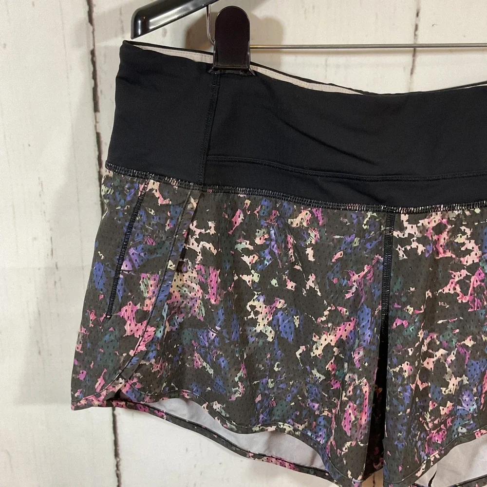 Lululemon Run Times Running Shorts Women 10 Floral Sport Black Multi‎ Print Gym
